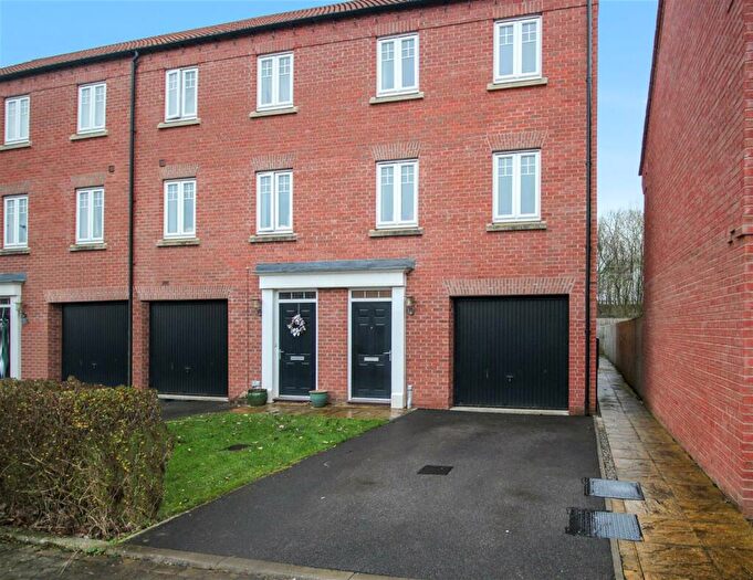 3 Bedroom Town House For Sale In Blackthorn Road, Northallerton, DL7
