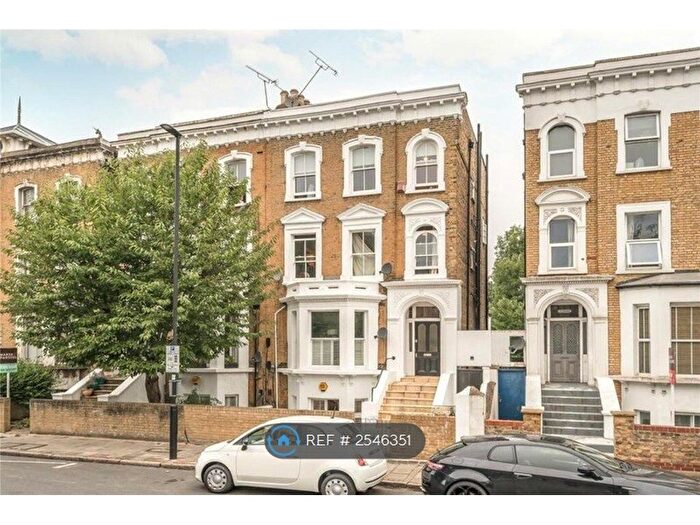 2 Bedroom Flat To Rent In Cavendish Road, London, SW12