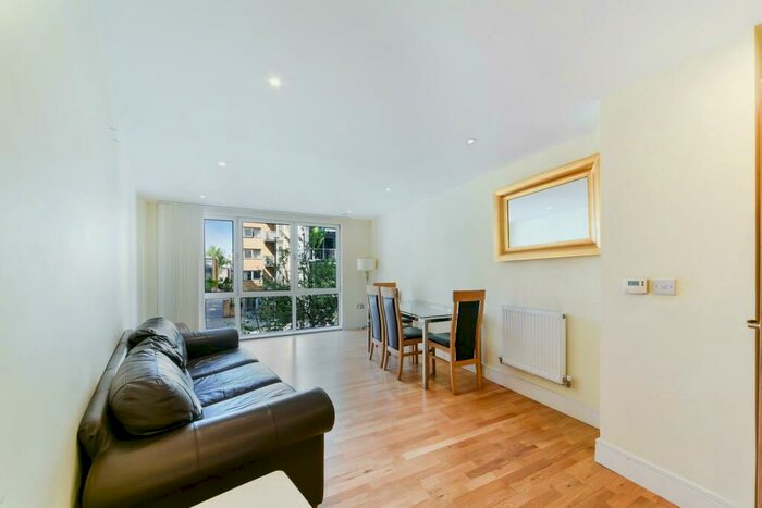 3 Bedroom Apartment To Rent In Indescon Square, Canary Wharf, London, E14