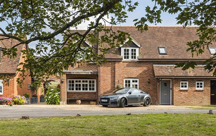 4 Bedroom Semi Detached House For Sale In Station Road, Brookmans Park, AL9