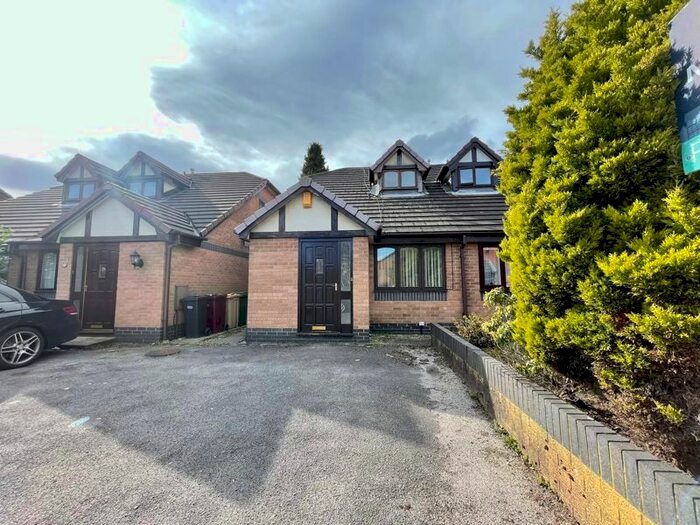 2 Bedroom Semi-Detached House To Rent In Sandyhills, Bolton, BL3