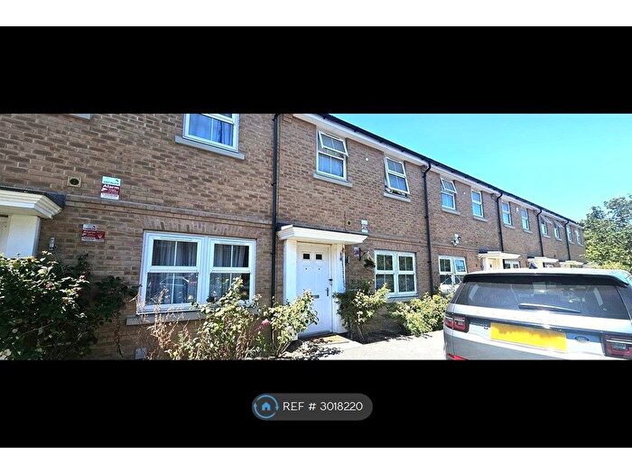 3 Bedroom Terraced House To Rent In Bluebell Terrace, West Drayton, UB7