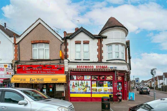 4 Bedroom Apartment To Rent In Vale Road, Bushey, Hertfordshire, WD23