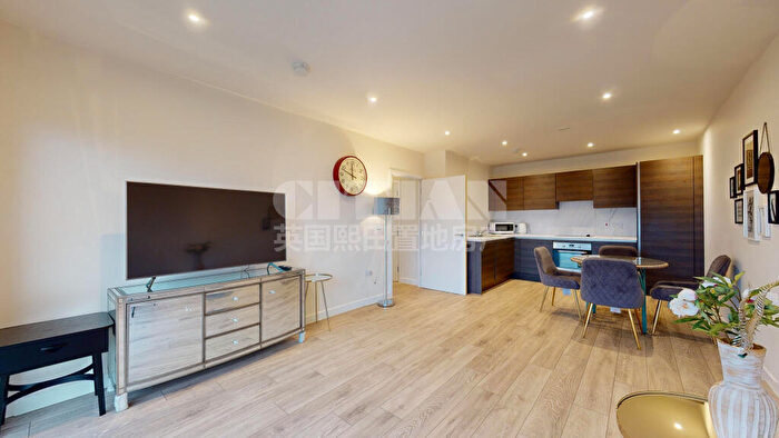 2 Bedroom Apartment To Rent In Millbrook Park, Bittacy Hill, Barnet, NW7