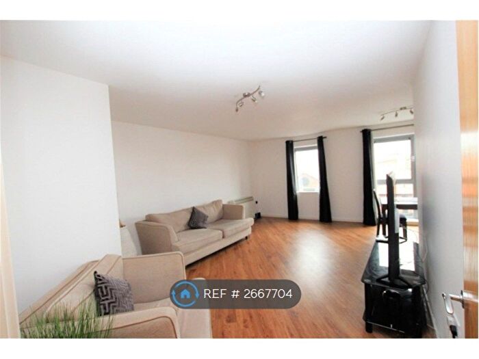 2 Bedroom Flat To Rent In Low Street, Sunderland, SR1