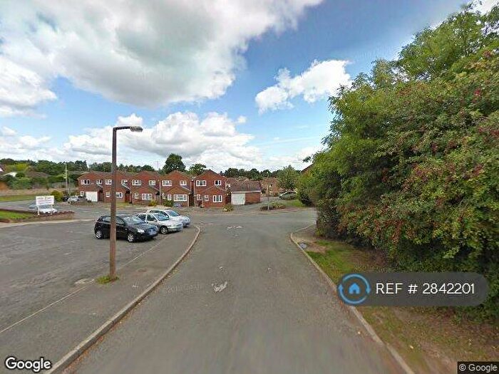 1 Bedroom Flat To Rent In Walnut Park, Haywards Heath, RH16