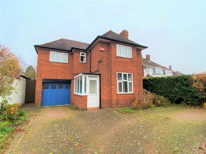 4 Bedroom Detached House To Rent In Hollyhurst Road, Streetly, Sutton Coldfield, B73