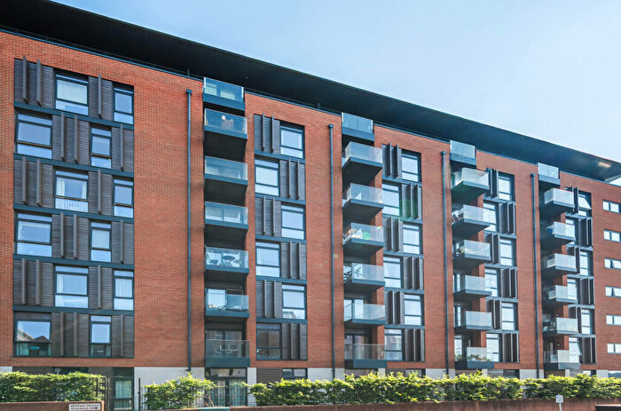 2 Bedroom Apartment For Sale In Ringers Road, Bromley, BR1