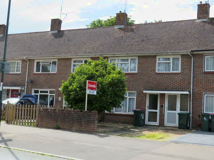 3 Bedroom House To Rent In Warren Drive, Crawley, RH11