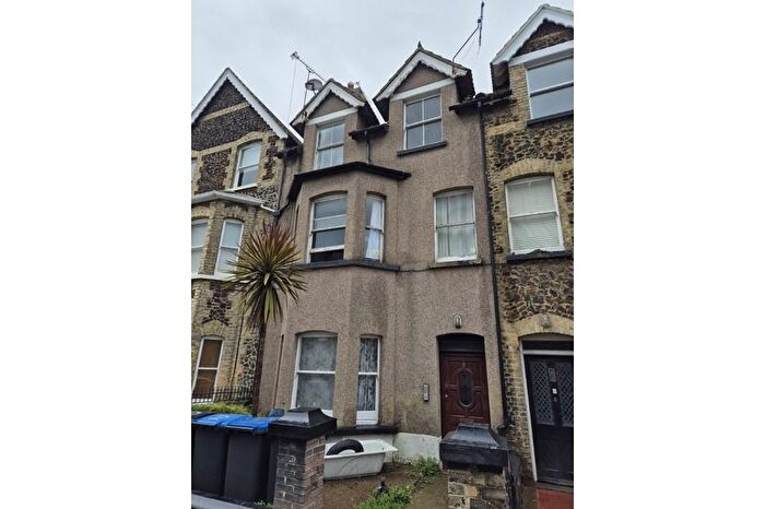 2 Bedroom Flat To Rent In Ethelbert Terrace, Thanet, Westgate-On-Sea, CT8