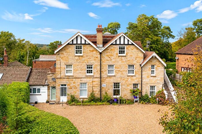 3 Bedroom Flat For Sale In Beacon Road, Crowborough, TN6