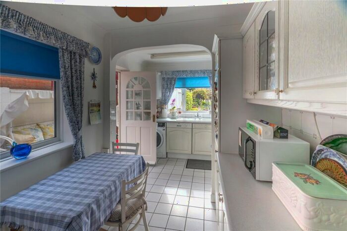 3 Bedroom Detached House For Sale In Broughton Avenue, Bournemouth, BH10