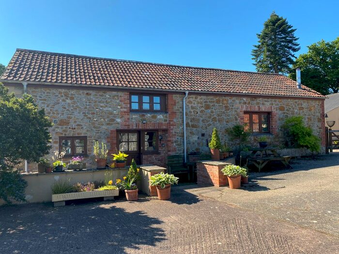 4 Bedroom Barn Conversion To Rent In Wooley Lane, Knowle St Giles, TA21