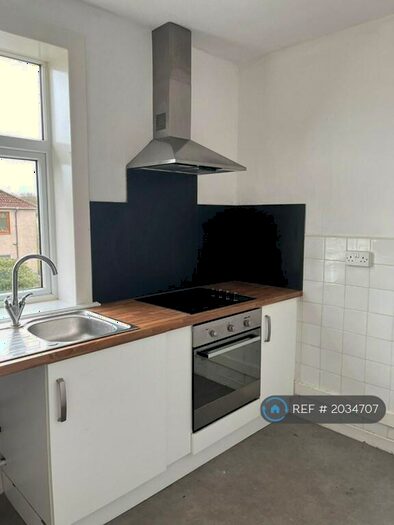 2 Bedroom Flat To Rent In Javascript:Void(), Dalry, KA24 - Photo 2