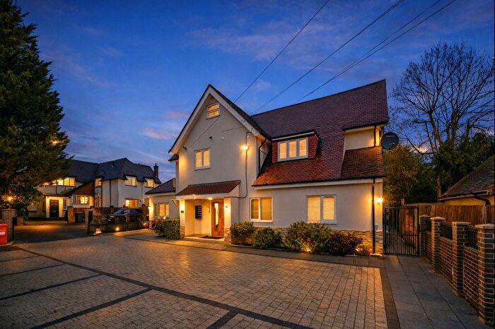 2 Bedroom Flat For Sale In Cloister Wood, Uxbridge Road, Pinner, Greater London, HA5