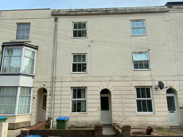 6 Bedroom Property To Rent In Bellevue Terrace, Southampton, SO14