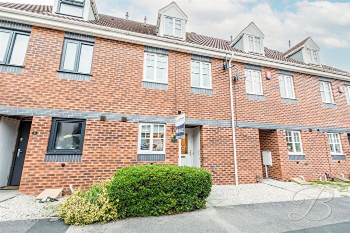 3 Bedroom Terraced House For Sale In Amber Street, Mansfield, NG18