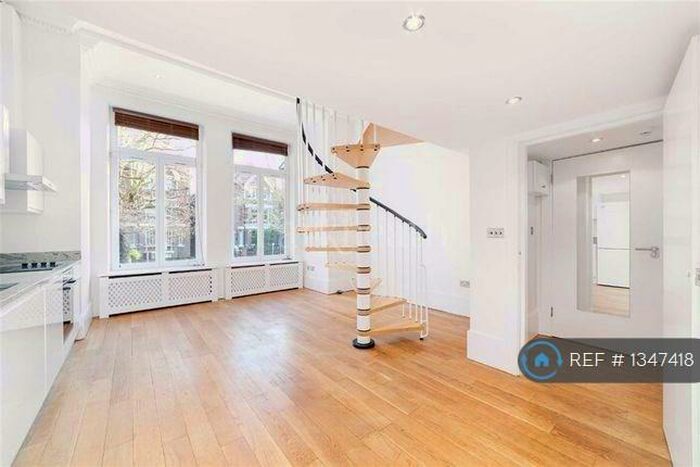 Studio To Rent In Fitzjohns Avenue, London, NW3
