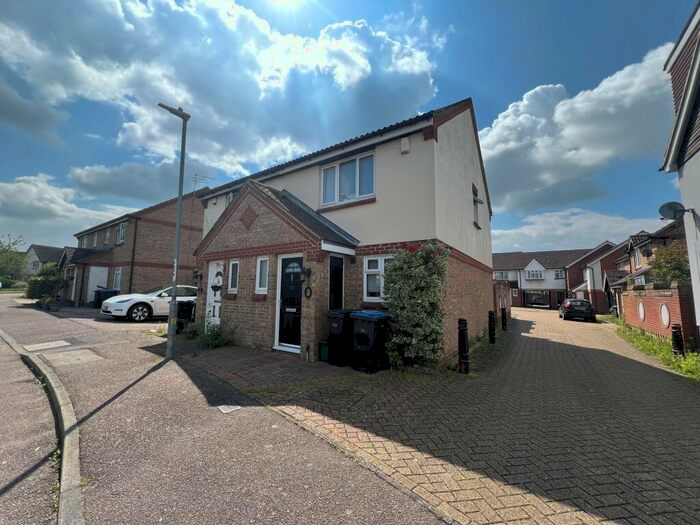2 Bedroom House To Rent In Tickenhall Drive, Harlow, CM17
