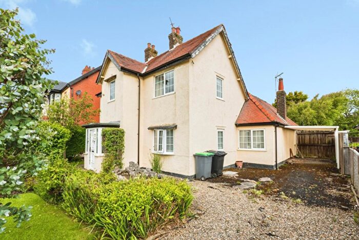 3 Bedroom Detached House For Sale In Mossom Lane, Thornton-Cleveleys, Lancashire, FY5