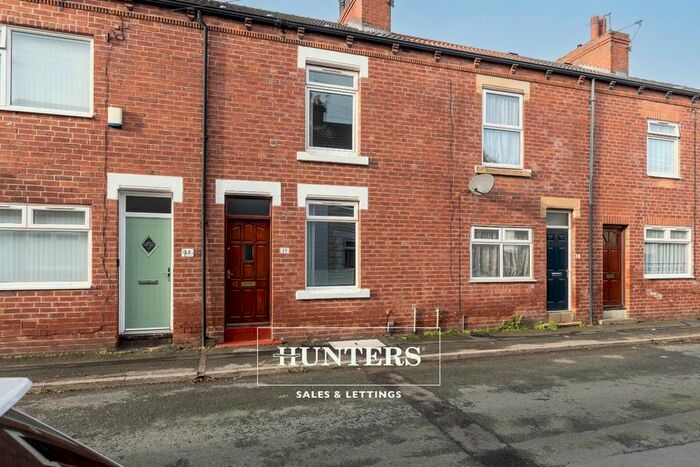 2 Bedroom Terraced House To Rent In Crowther Place, Castleford, West Yorkshire, WF10