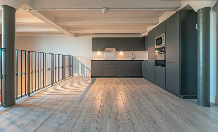 2 Bedroom Apartment To Rent In A Regent Road, Liverpool, L3