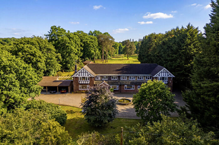 8 Bedroom Detached House For Sale In Forest Road, Bracknell, RG42