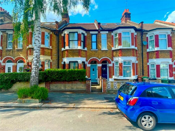 3 Bedroom House To Rent In Brookfield Avenue, Walthamstow, London, E17