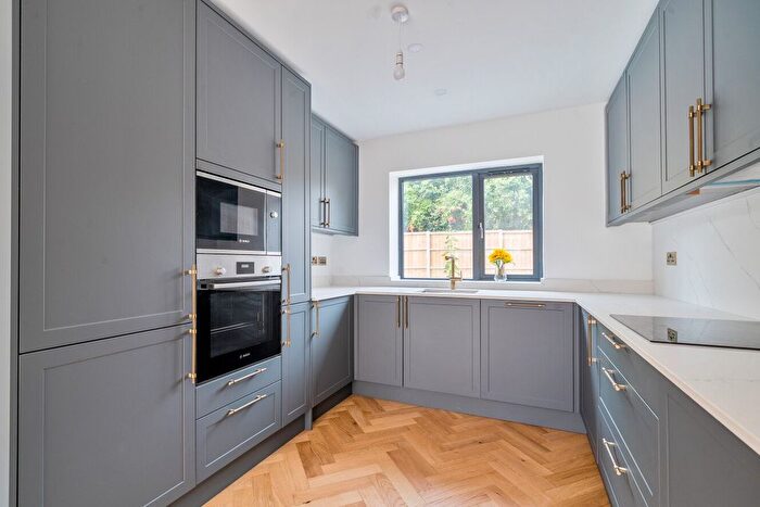 3 Bedroom Semi-Detached House For Sale In Grand Drive, London, SW20