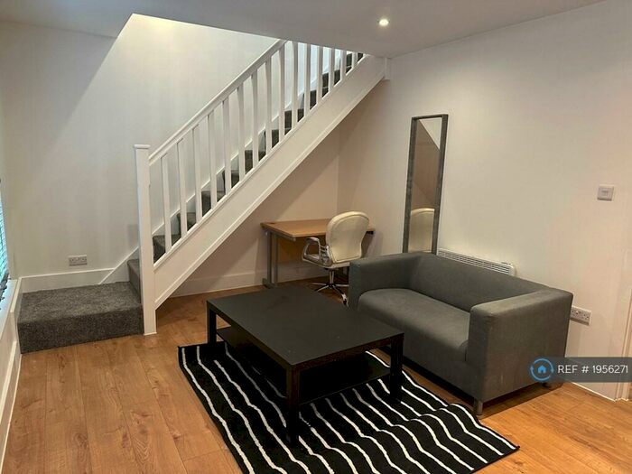 1 Bedroom Maisonette To Rent In Barking Road, London, E6