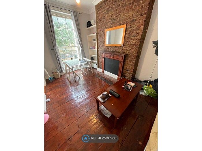 1 Bedroom Flat To Rent In Camden Street, London, NW1