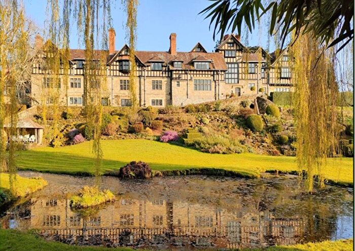 3 Bedroom Flat For Sale In Stedham Hall, Stedham, Midhurst, West Sussex, GU29