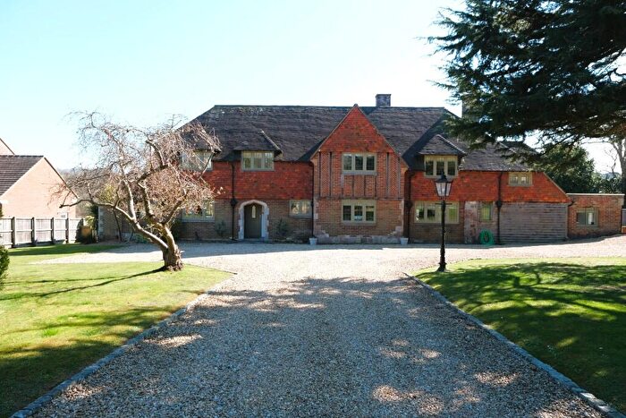 6 Bedroom Detached House For Sale In Elenors Grove, Ryde, Isle Of Wight, PO33
