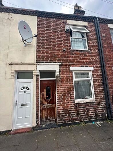 2 Bedroom Terraced House To Rent In Selwyn Street, Stoke-On-Trent, ST4