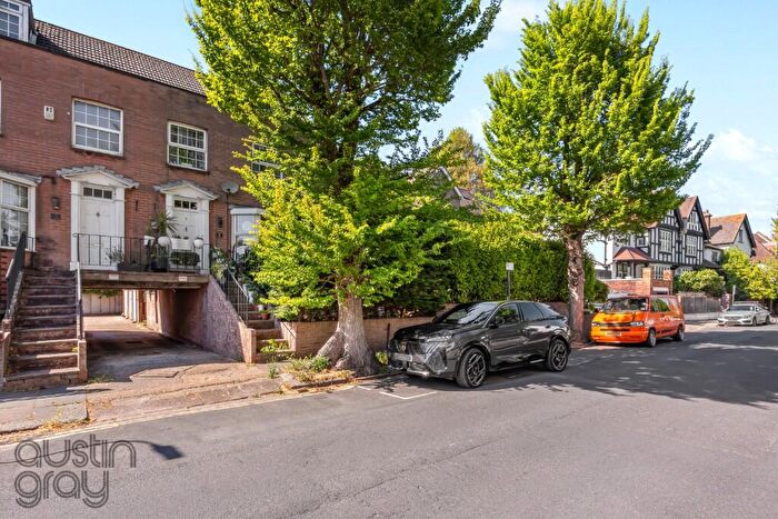 3 Bedroom End Of Terrace House For Sale In York Place, York Avenue, Hove, East Sussex, BN3