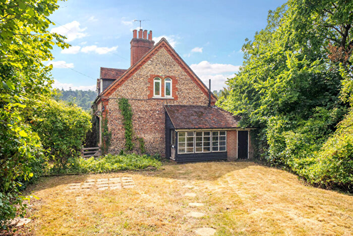 3 Bedroom Semi-Detached House For Sale In Cowslip Cottages, Cowslip Lane, Mickleham, RH5