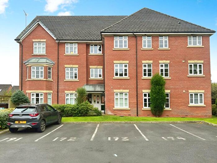 2 Bedroom Apartment For Sale In Gibstone Close, Atherton, Manchester, M46