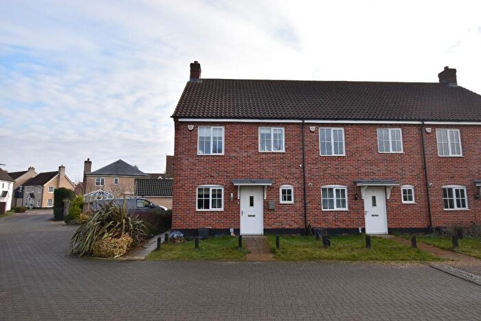 3 Bedroom Terraced House For Sale In Christopher Way, Norwich, NR12