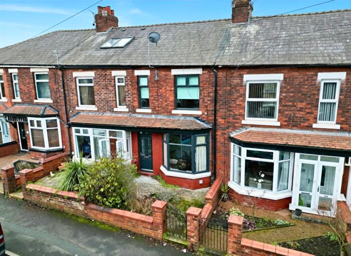 2 Bedroom Terraced House For Sale In Clarendon Road, Hyde, Greater Manchester, SK14