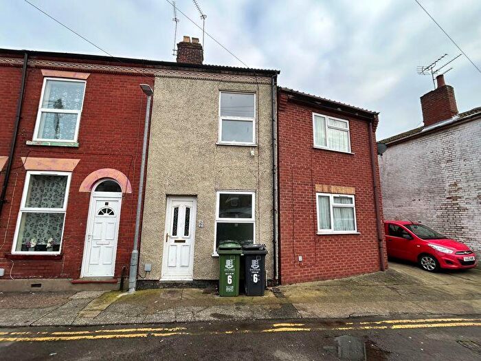 2 Bedroom Terraced House For Sale In Bermondsey Place West, Great Yarmouth, NR30