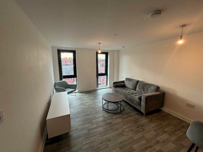 2 Bedroom Apartment To Rent In Stockport Road, Ardwick, Manchester, M13