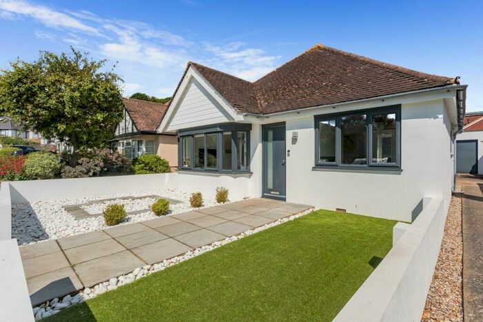 3 Bedroom Detached Bungalow To Rent In Eley Crescent, Rottingdean, BN2
