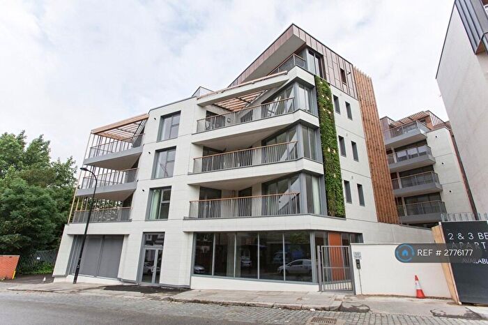 2 Bedroom Flat To Rent In Iverson Road, London, NW6