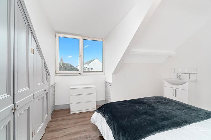 1 Bedroom House To Rent In North Road West, Stonehouse, Plymouth, PL1