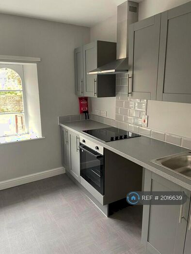 1 Bedroom Flat To Rent In The Gatehouse, Frome, BA11