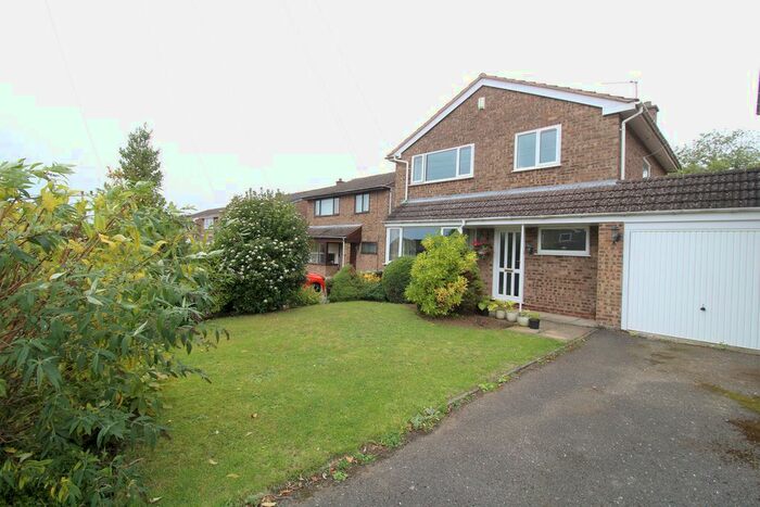3 Bedroom Link Detached House For Sale In Hall Close, Kilsby, CV23