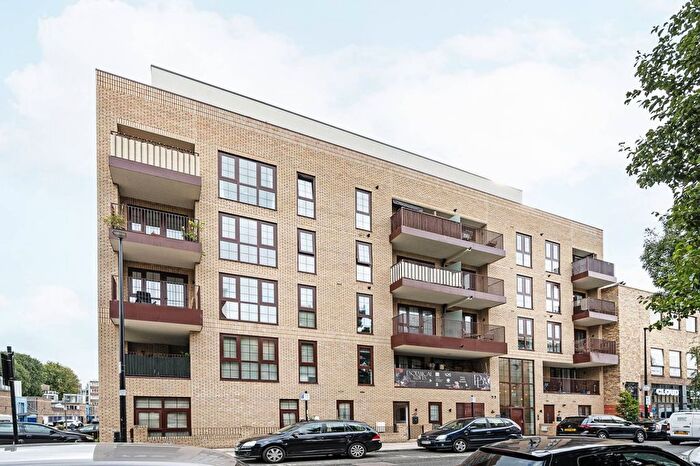 1 Bedroom Flat To Rent In Jubilee Street, Tower Hamlets, London, E1