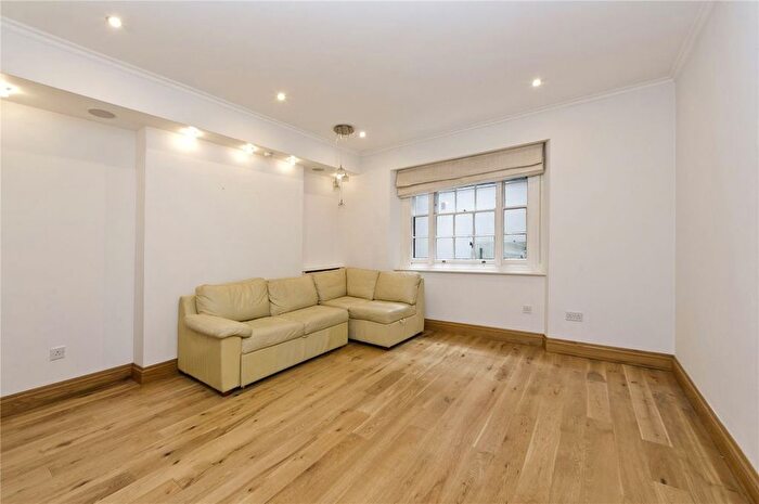 2 Bedroom Flat To Rent In Cromwell Road, South Kensington, SW7
