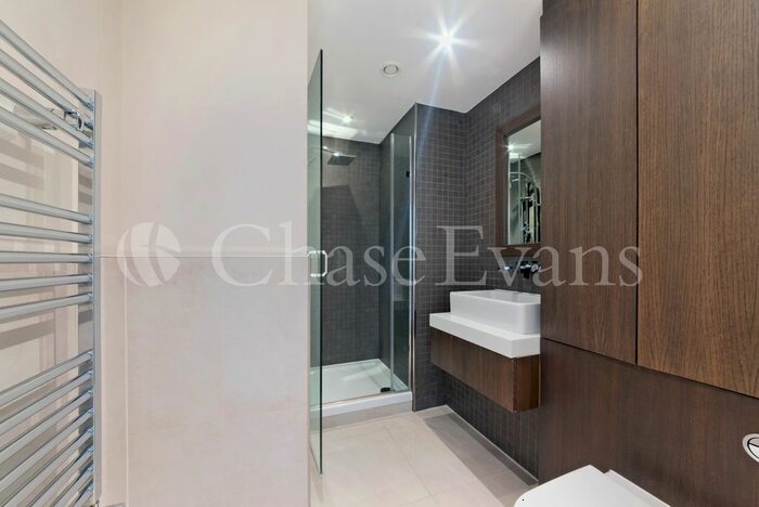 1 Bedroom Flat To Rent In Leonard Street, Shoreditch, London, EC2A