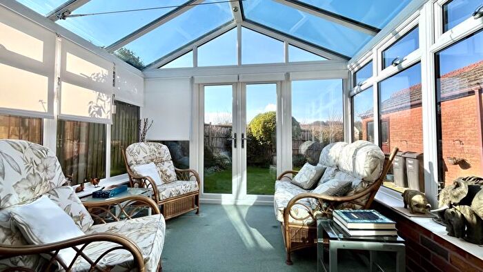 4 Bedroom Detached House For Sale In Toms Close, Chard, Somerset, TA20